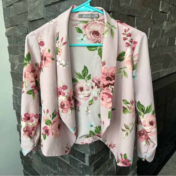 2Sable Sweaters - 2Sable Lightweight Floral Open Blazer *DONATING 3/1*